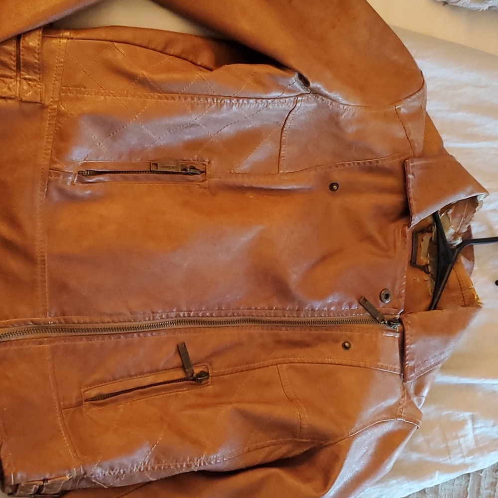 Jacket - Picture 3 of 3
